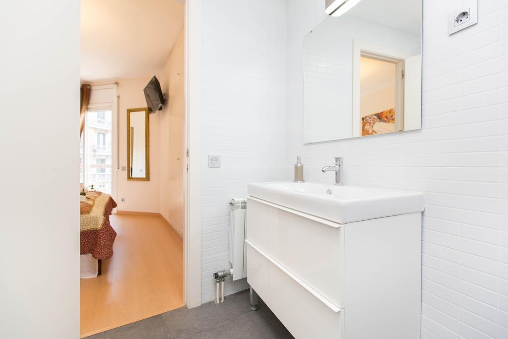 Stay Barcelona Central Apartments Екстер'єр фото