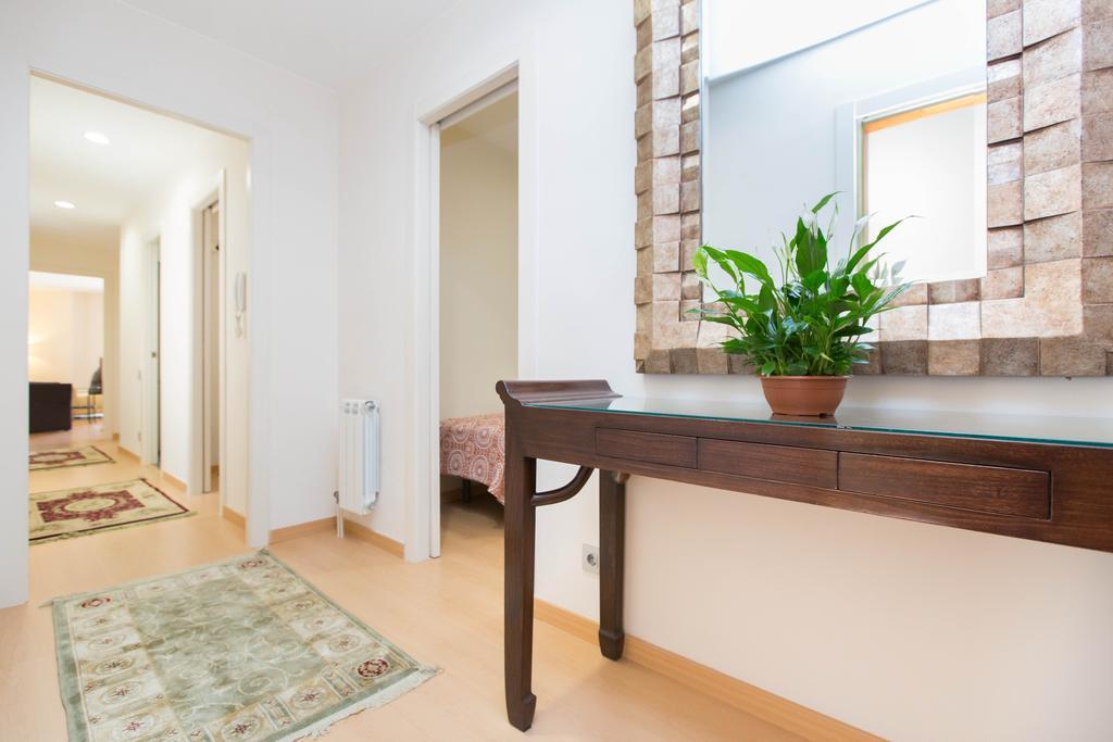 Stay Barcelona Central Apartments Екстер'єр фото